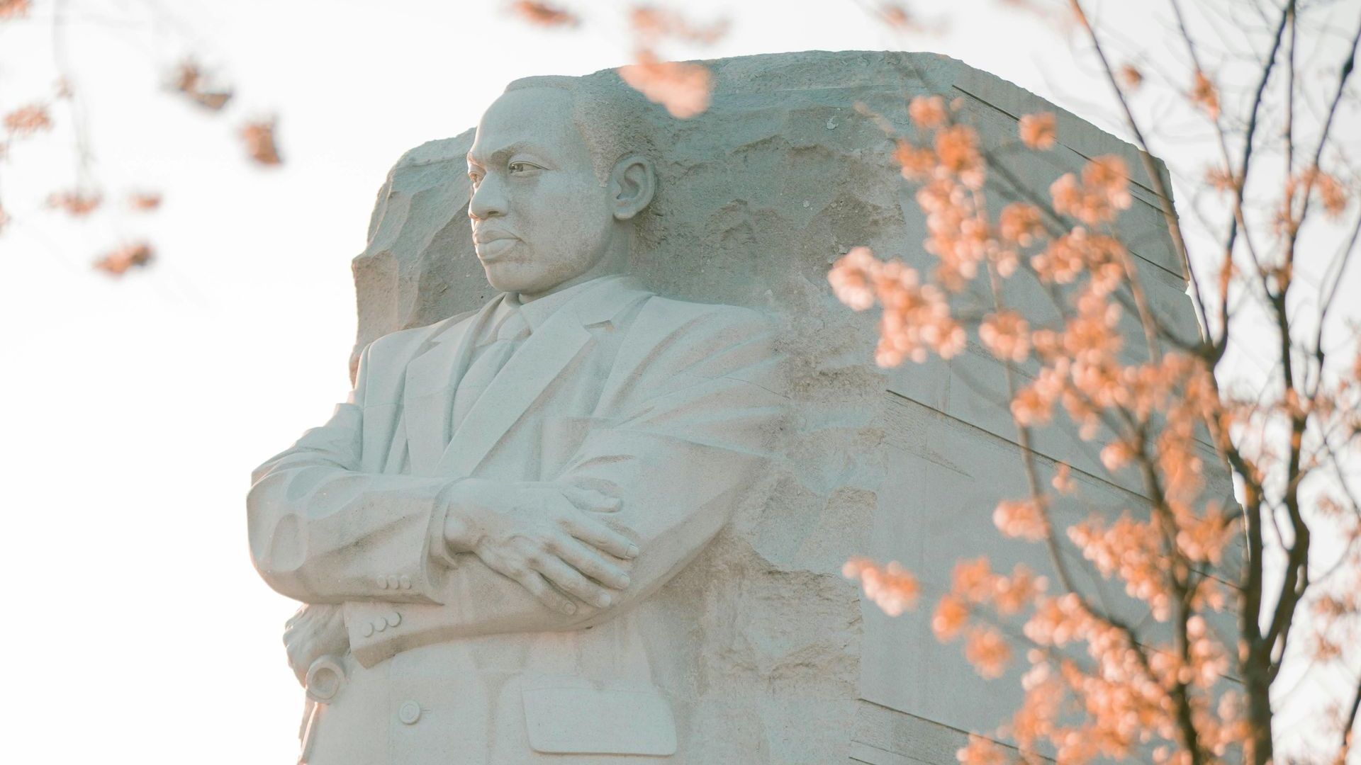 Image of Dr. Martin Luther King Statue