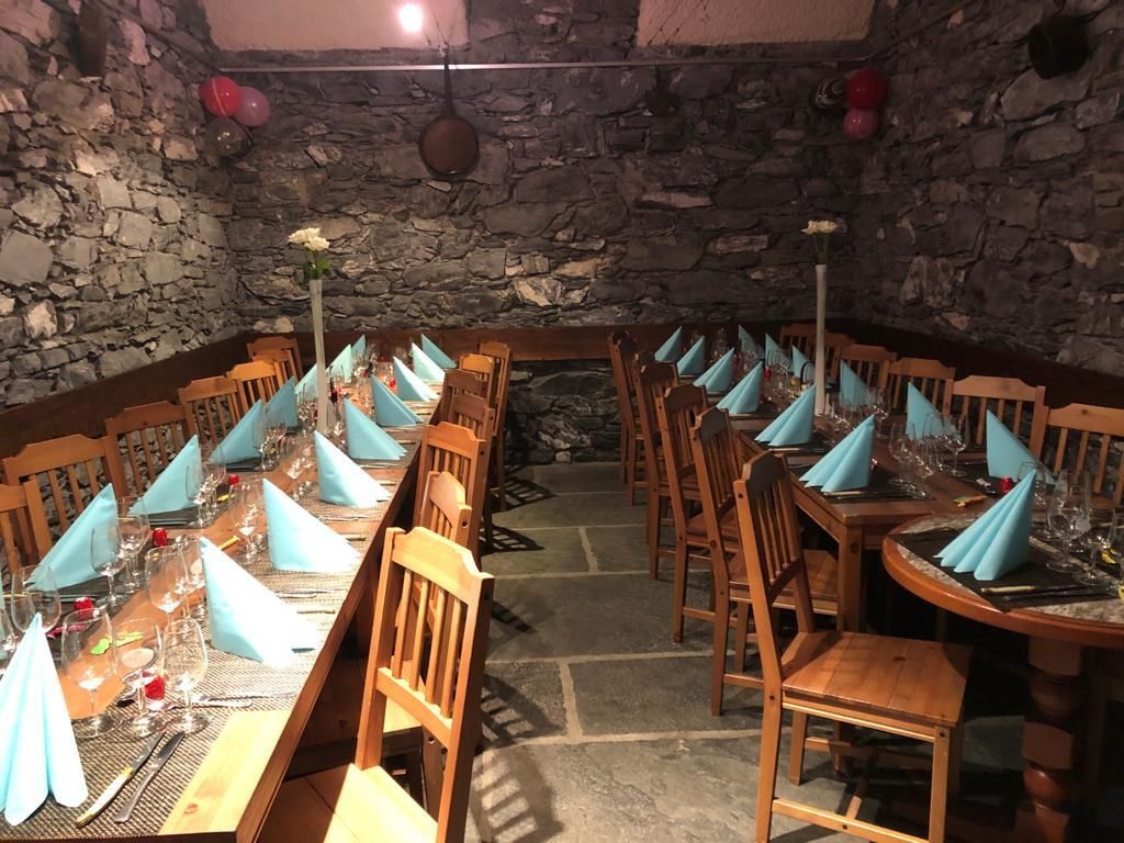 Relais du petit bourg à Ardon: Votre restaurant - caveau - traiteur