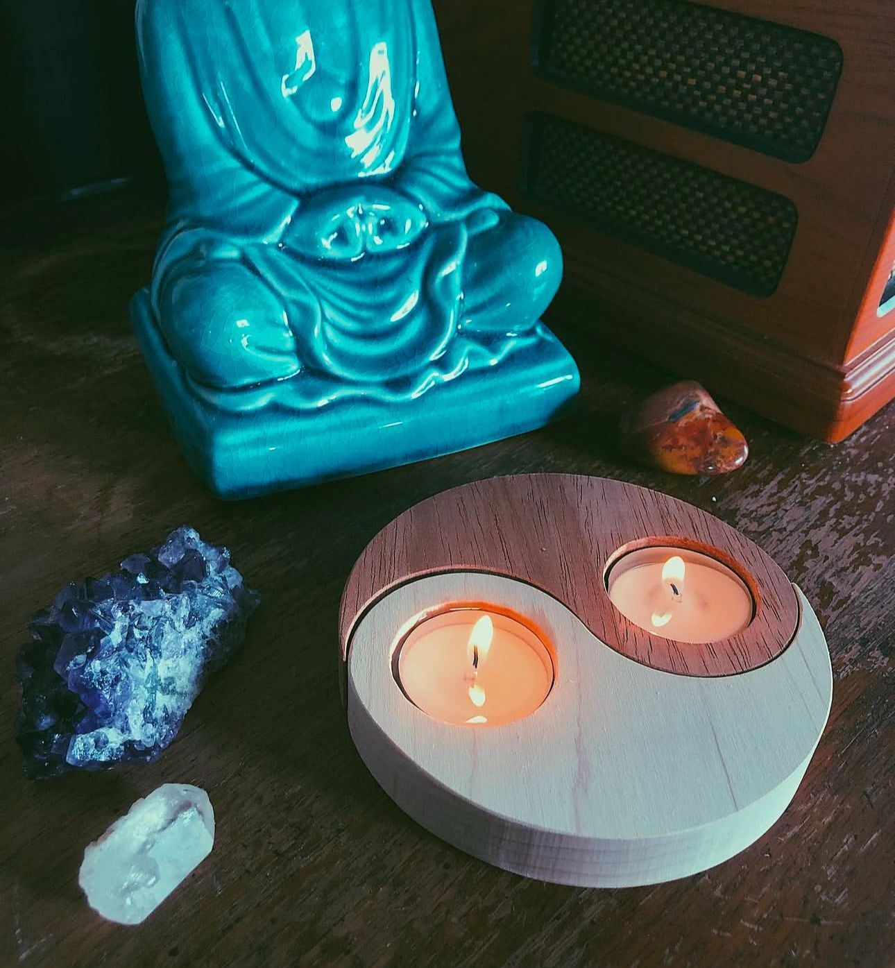 Yin-Yang Tea Candle Holder