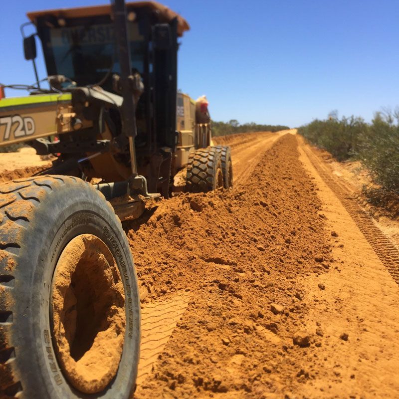 What is a road grader? | Fivestar Earthmoving and Contractors