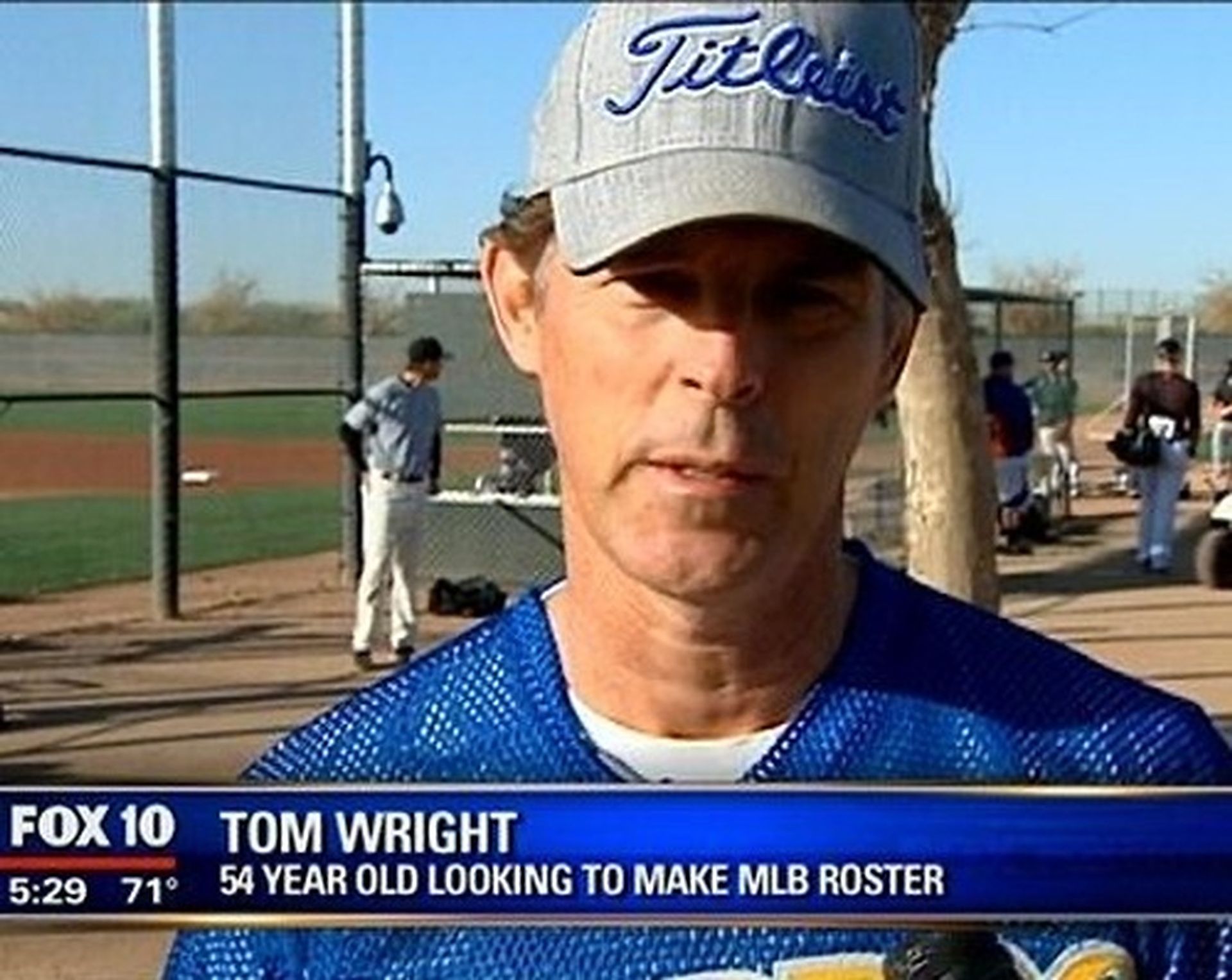 Tom wright is 54 years old and looking to make a mlb roster