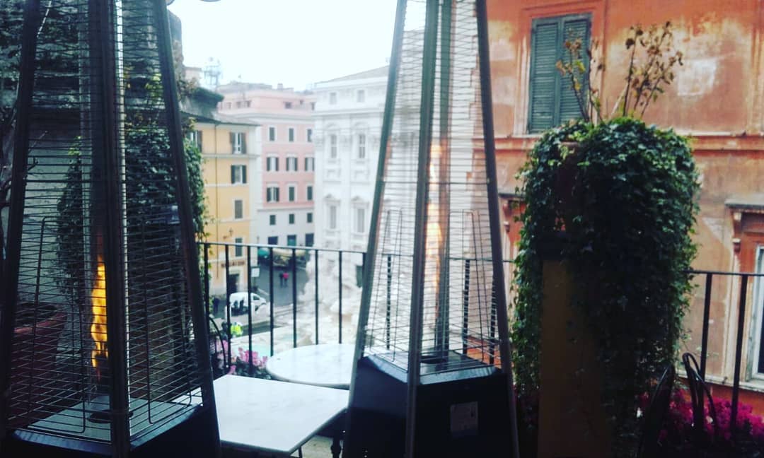 particolare di una stufa a fungo