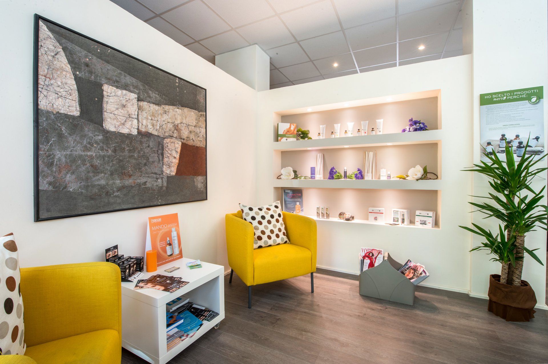 donna durante un trattamento al viso