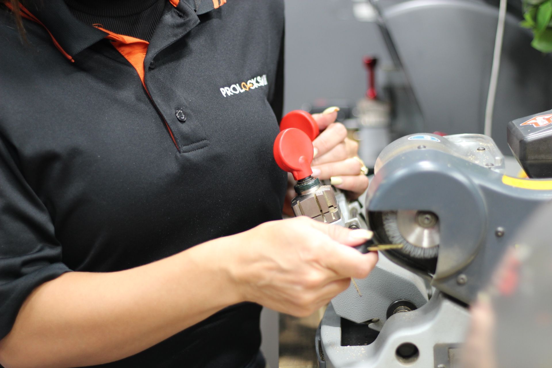 car key replacement and cutting in mount dora fl