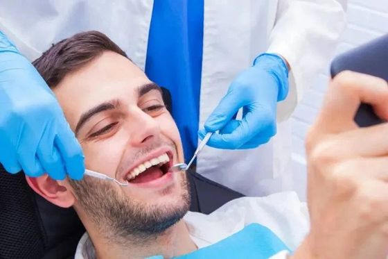 Controllo odontoiatrico