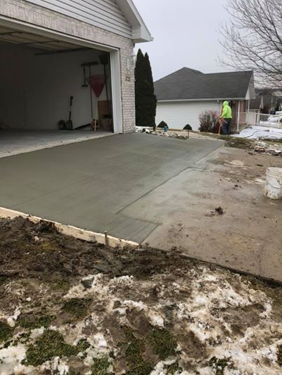 concrete drivewalk in jefferson city