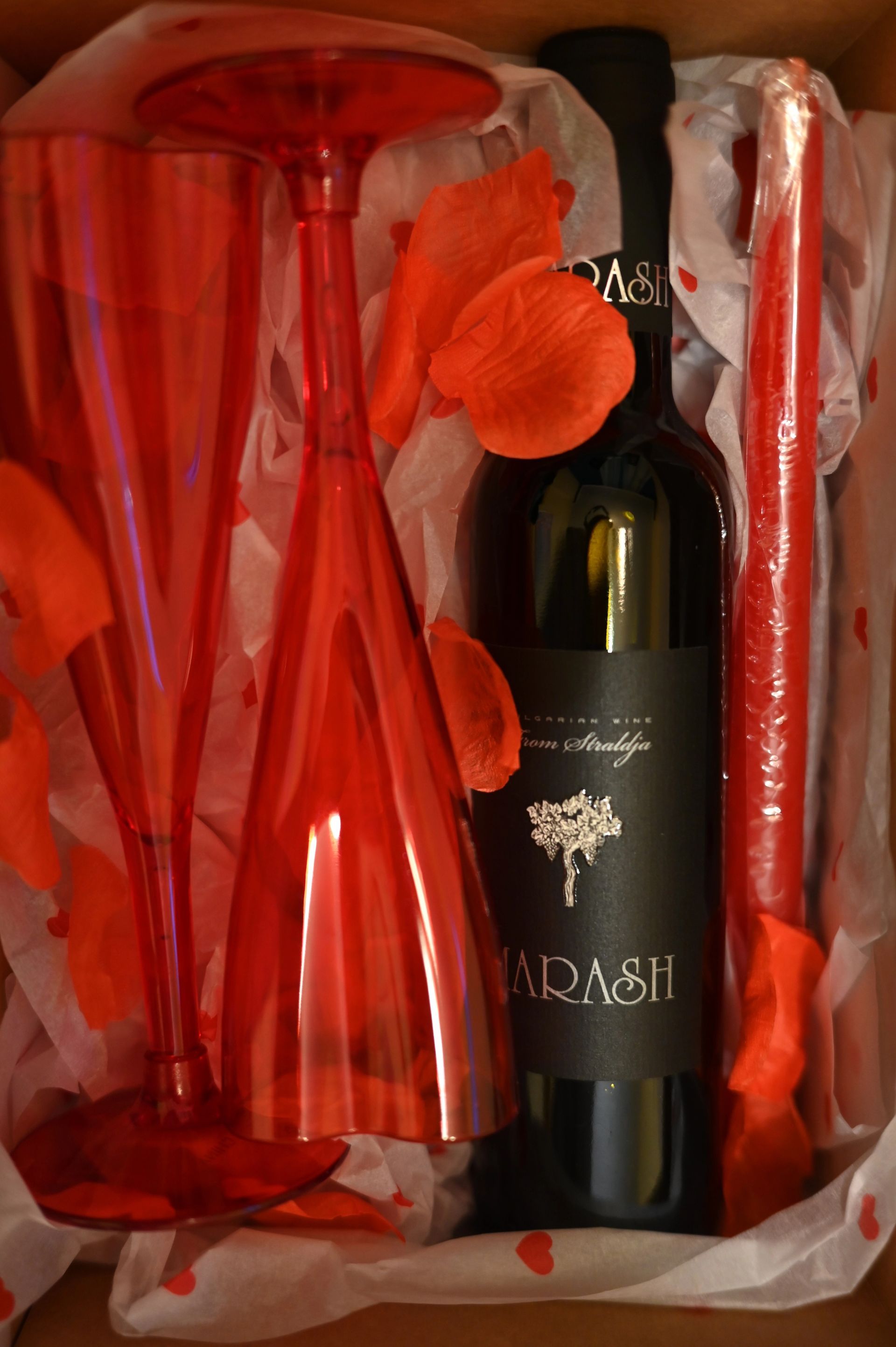 Книжна кутия Любов с любовни романи книжни кутии България