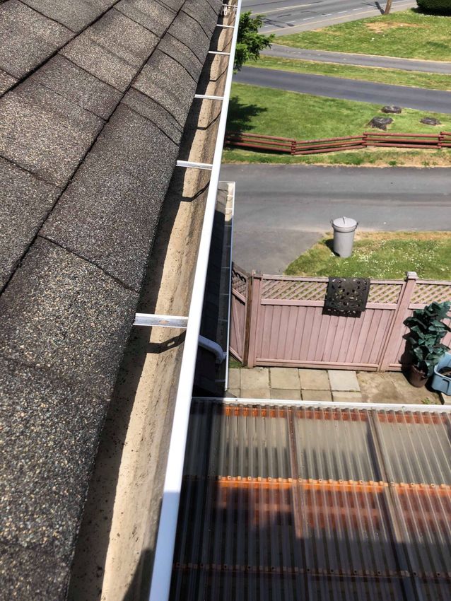 gutter cleaning victoria bc