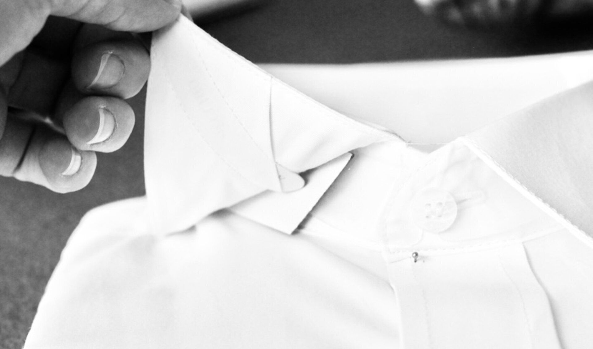 Albomoda & Fill En Blanc, diseño y confección de uniformes corporativos y trajes para damas y caballeros