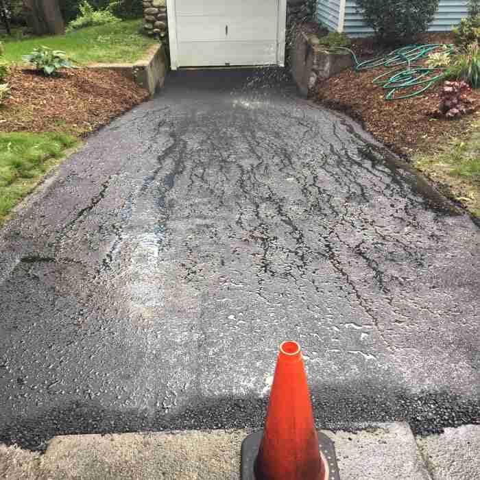 Tatnuck After pic - Sealcoating in Worcester, MA