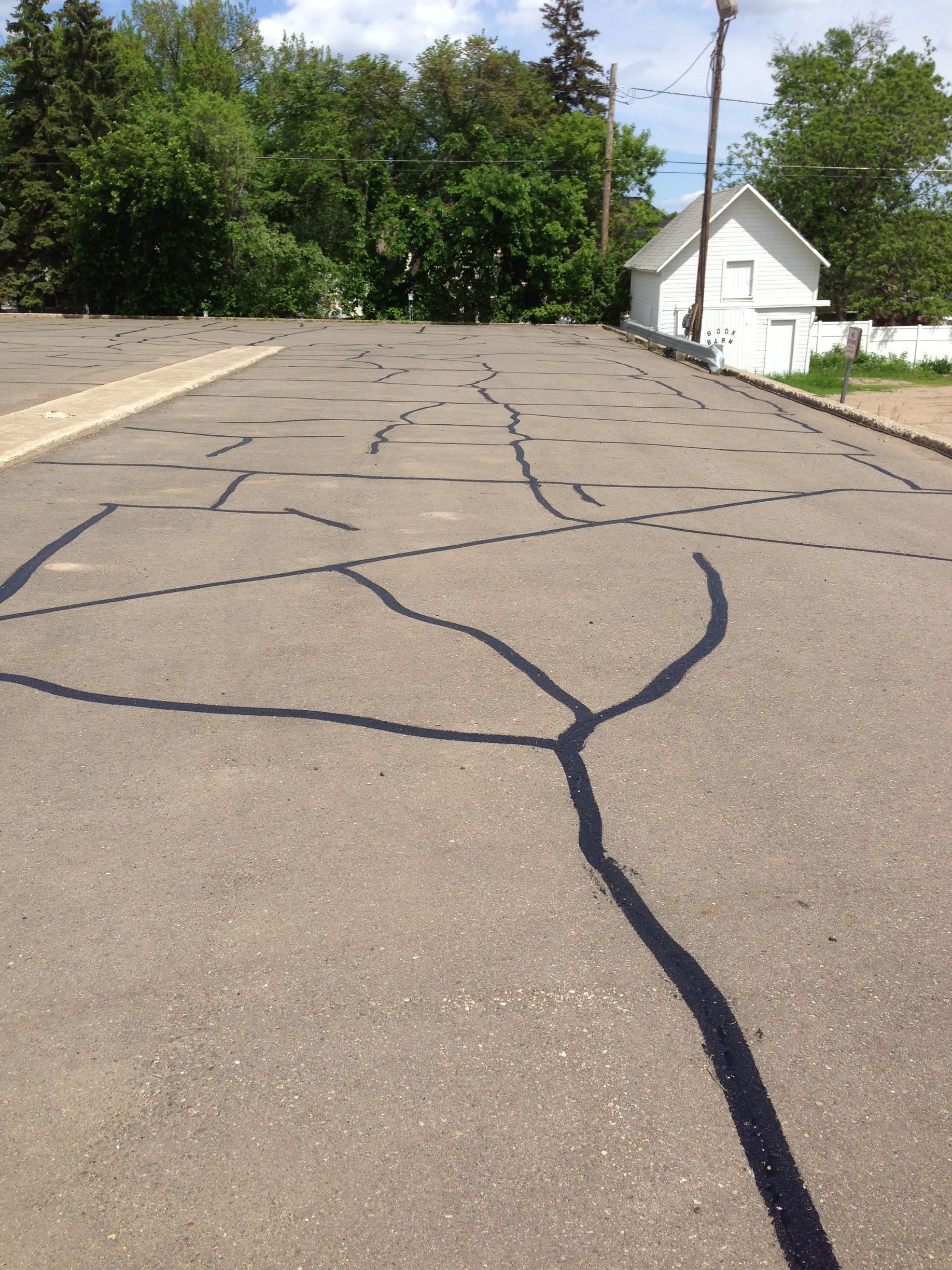 Asphalt Crack Filling
