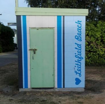 margot korhonen, muralist, artist, nz, hurunui, amberley, leithfield, beach