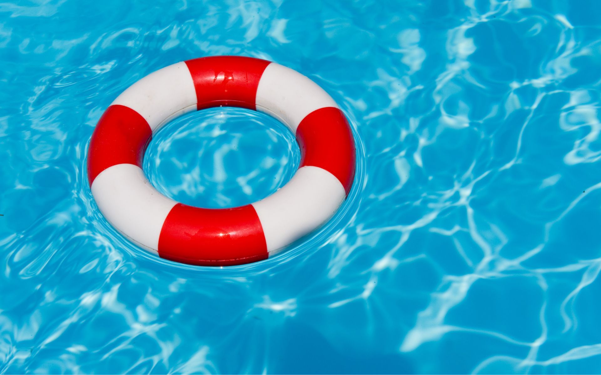 Water Safety Month: 10 Tips to Stay Safe While Having Fun in the Sun!