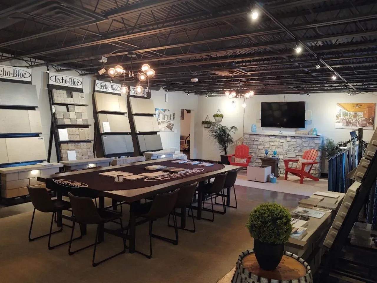 Omni Scapes & Pools Showroom Interior