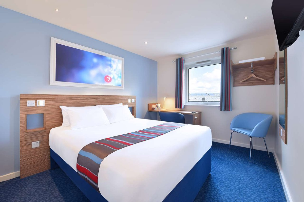 Educators who are members of The American Federation of Teachers save 20% on hotel stays at Wyndham brand hotels including Travelodge, Super 8, Ramada, Microtel, La Quinta, Howard Johnson, Hawthorn Suites, Days Inn, Baymont, AmericInn, Wingate, Wyndham, and Wyndham Garden.