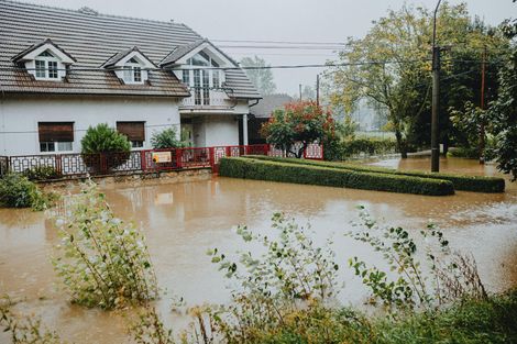 An image of concrete driveways and patio services in Carson, CA