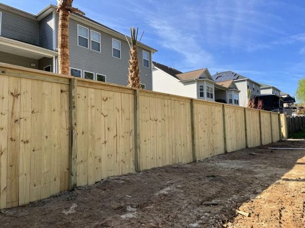 An image of an Wooden Fence in Lakeland FL