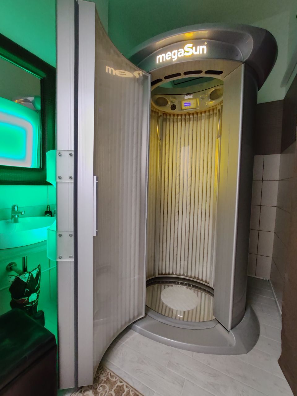 macchina per doccia abbronzante