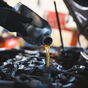 Oil change  -  Major automotive repairs in Branchburg, NJ