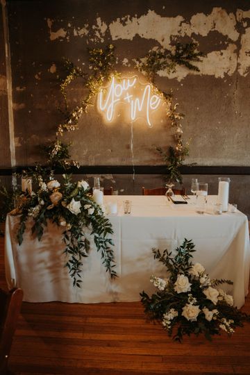 Moody table scape in an industrial venue