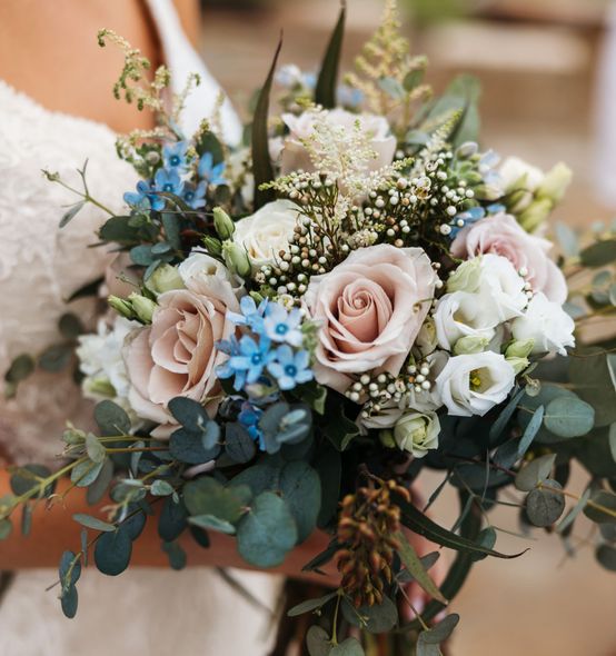 Summer bridal bouquet