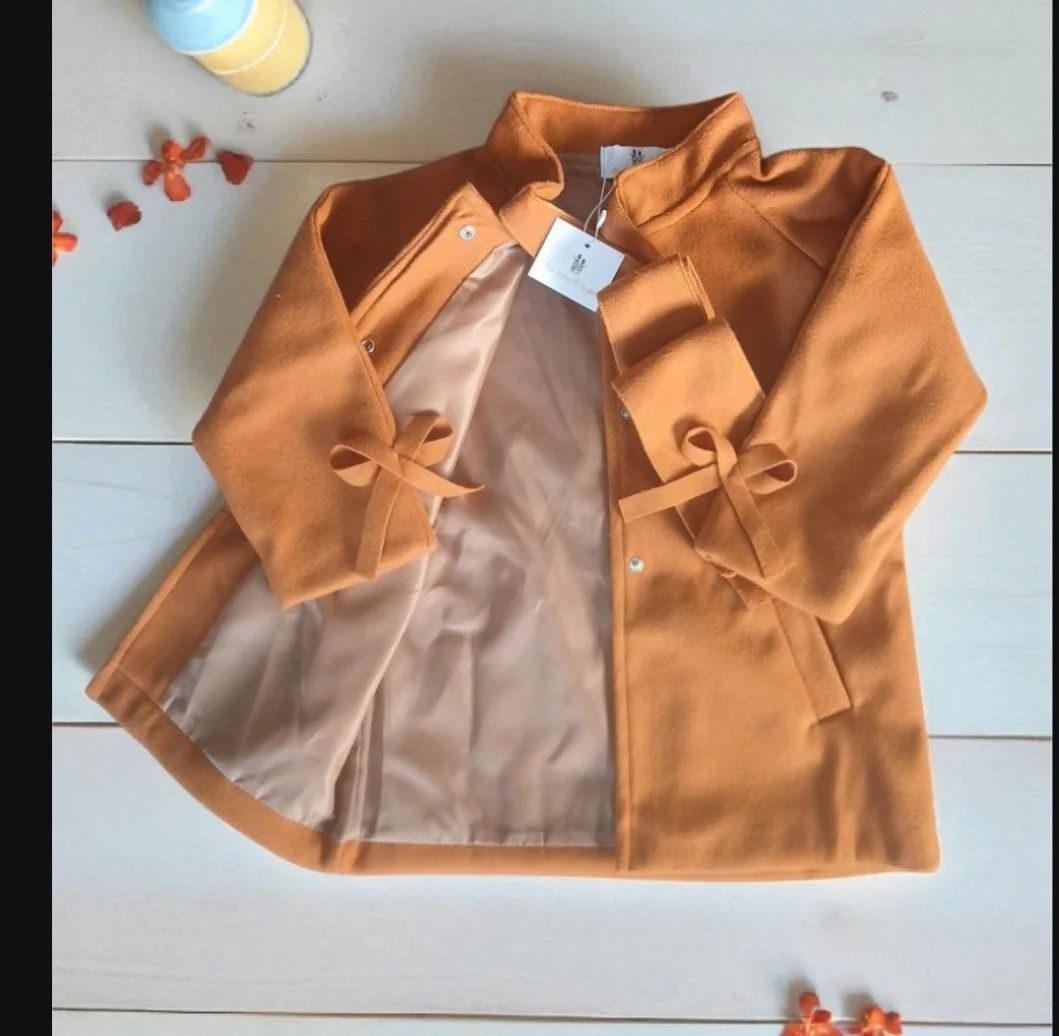 Fall/Autumn bowtie jacket