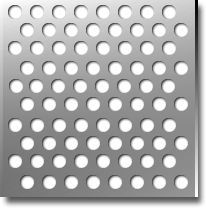 Una piastra metallica con dei fori su uno sfondo bianco.