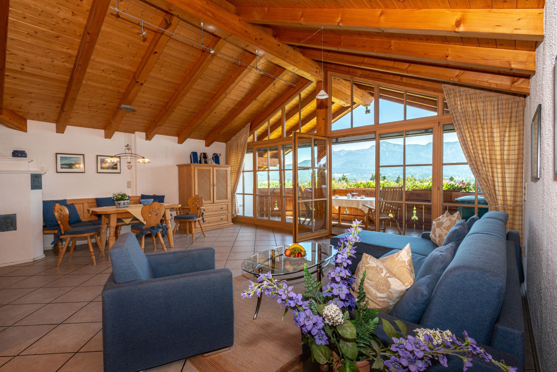 Suite Alpenpanorama mit Panorama Ausblick Zugspitze Herzogstand, modern, Suite, Murnau Staffelsee, Aparthotel Werdenfels