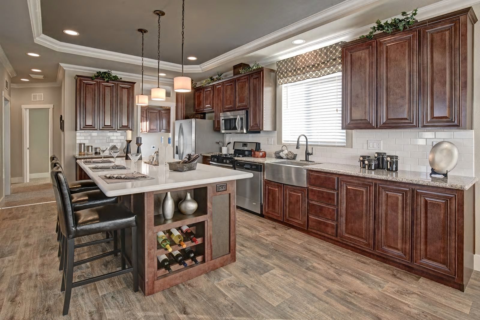 Luxurious Browned Themed Kitchen — Bakersfield, CA — Valley Manufactured Homes, Inc.