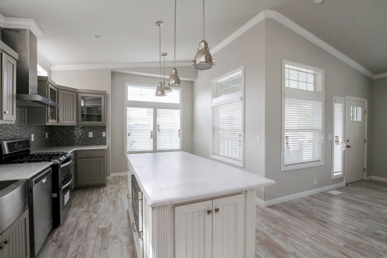 White Themed Kitchen — Bakersfield, CA — Valley Manufactured Homes, Inc.