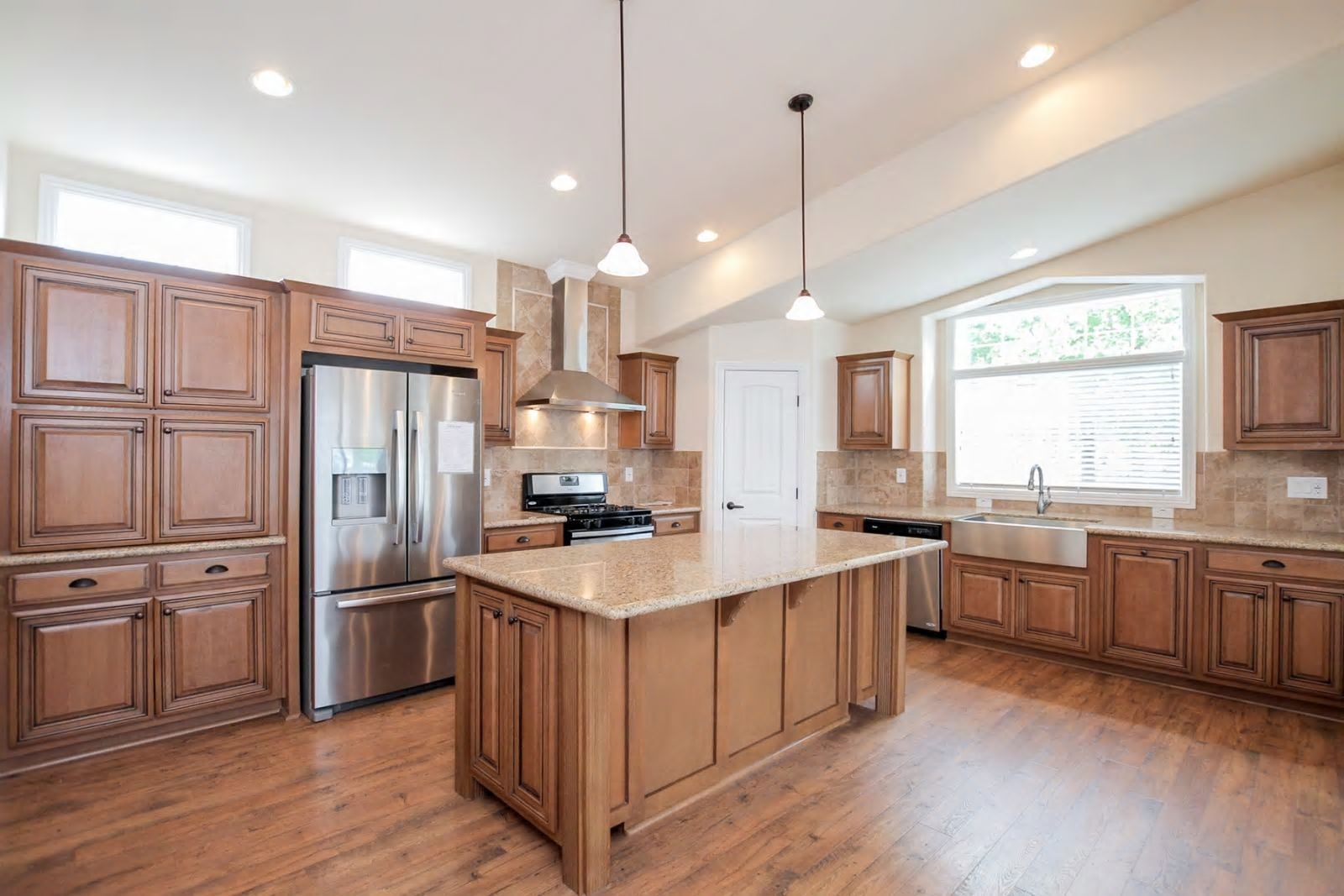 Kitchen — Bakersfield, CA — Valley Manufactured Homes, Inc.