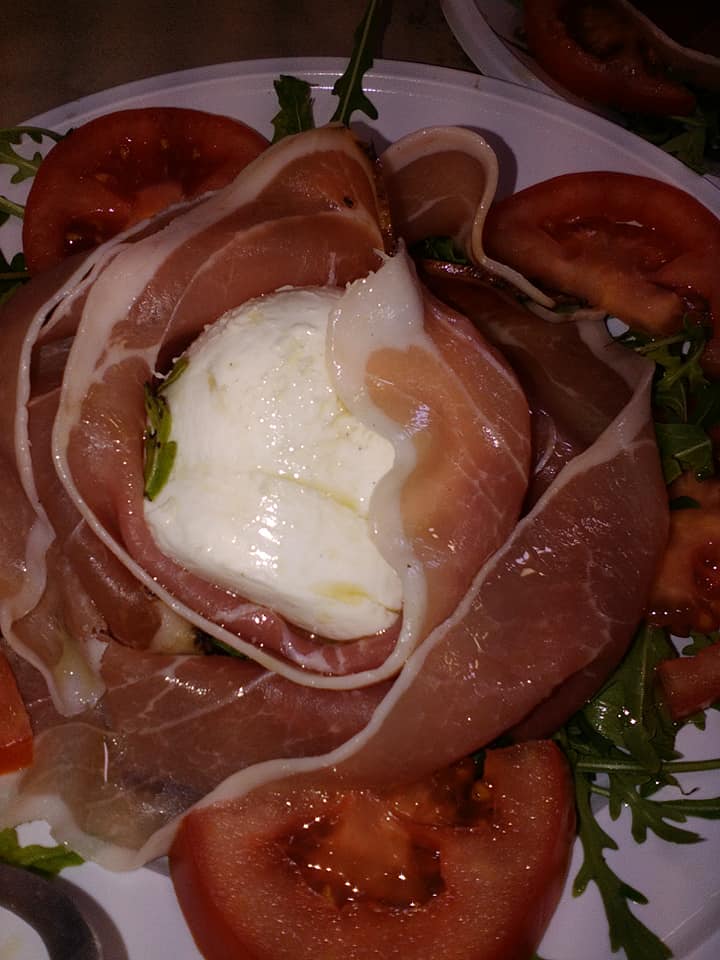 Crudo e mozzarella