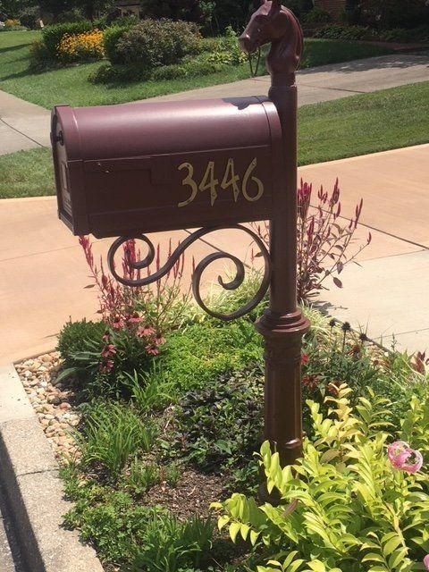 Mail box