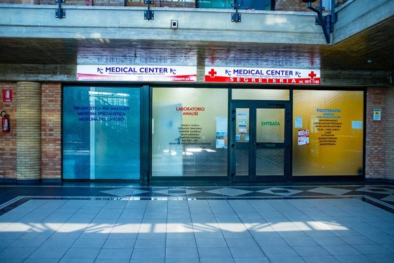 Esterno centro medico 3