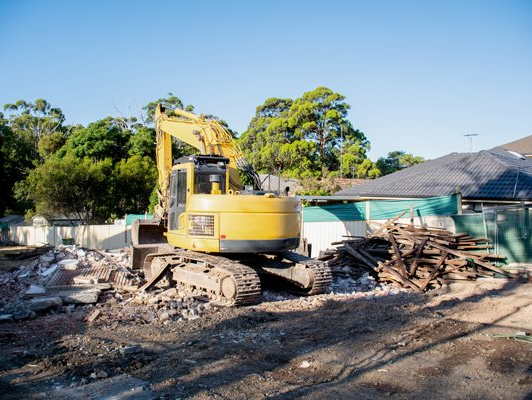21-25 tonne tracked excavator