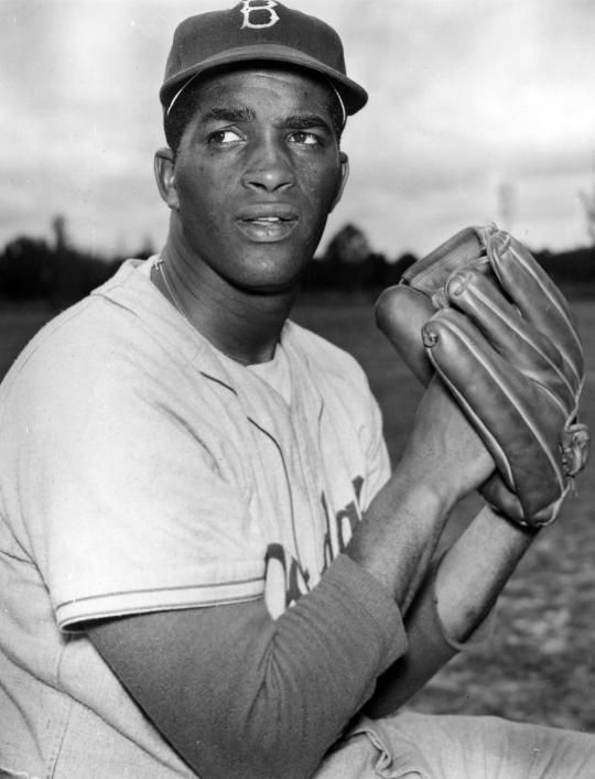 21 Facts You May Not Know About Roberto Clemente on the