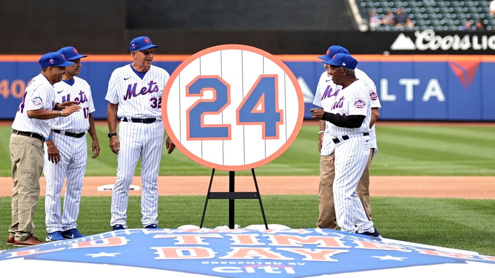 10 Remarkable Facts about the Legendary Willie Mays