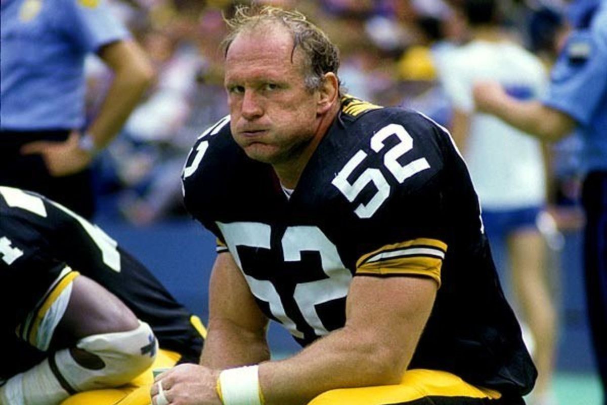 Pittsburgh Post-Gazette on X: But above all, Mike Webster was a family  man, one who often aided charities and kept in touch with old friends  but when Mike Webster needed help, he