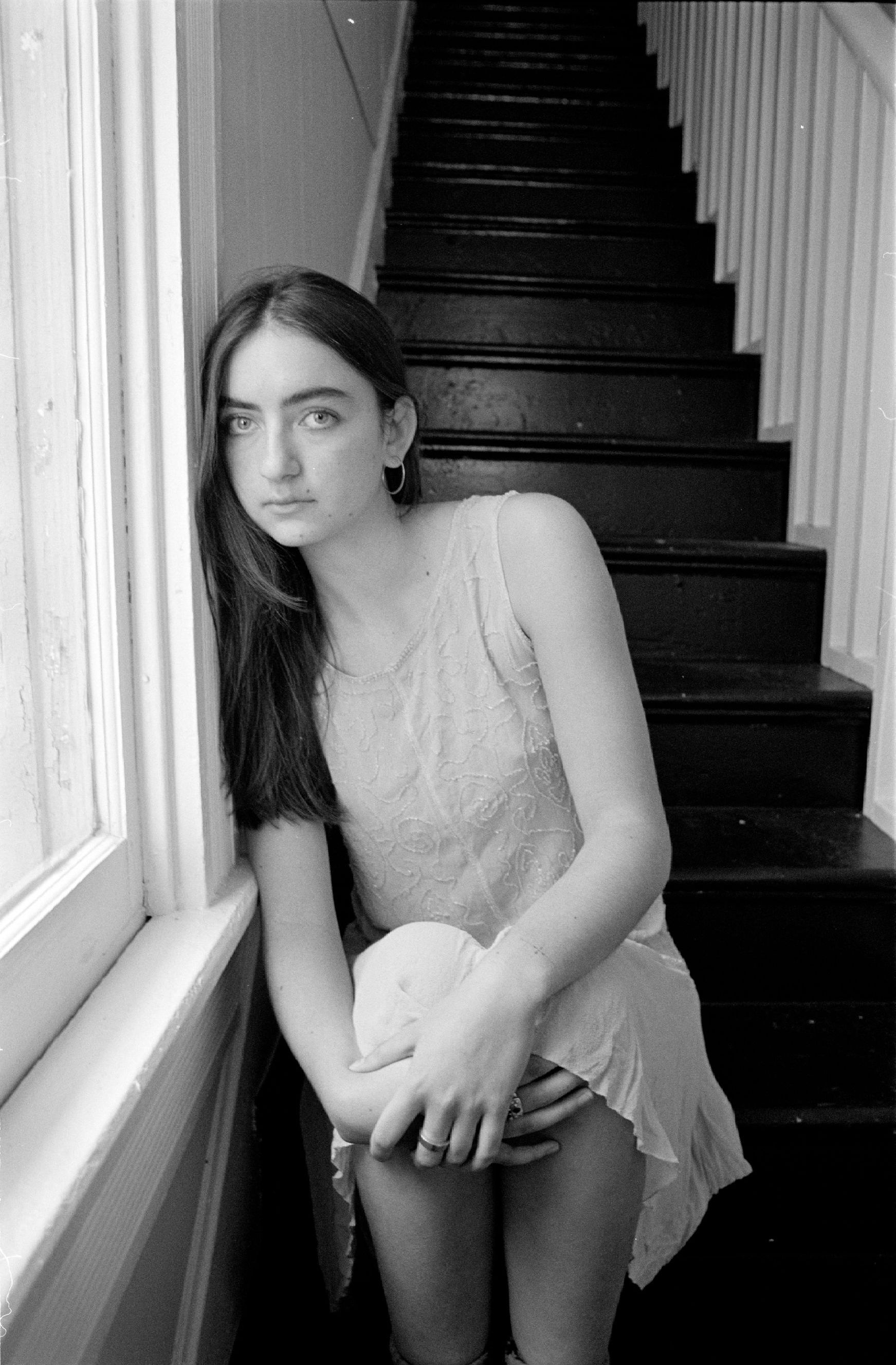 Intermundane woman 17