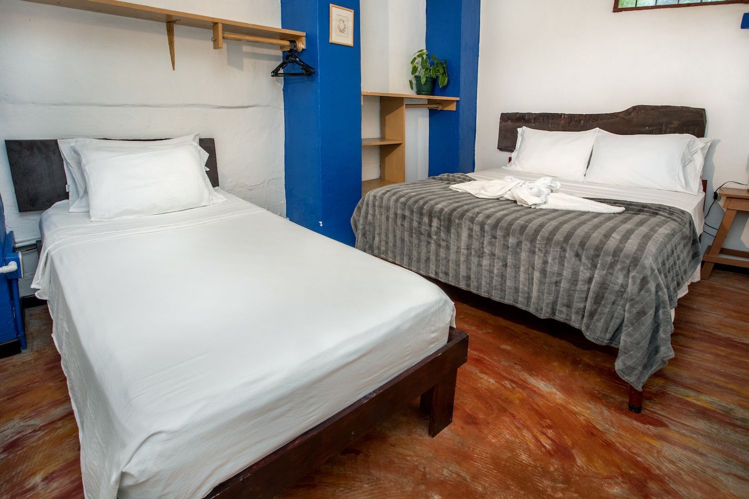 private apartment for 3 with private bathroom and air conditioning 