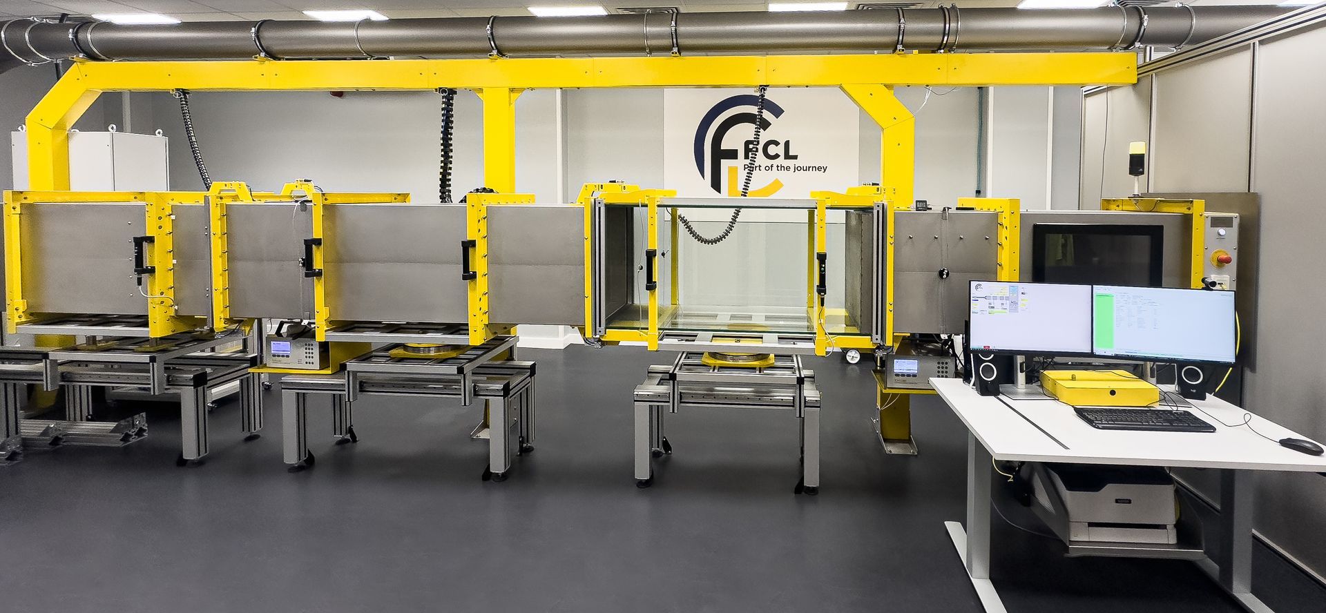 Research and development setup for air filter testing using the Topas ALF 114 test system.