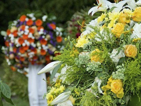 composizioni floreali per camere ardenti