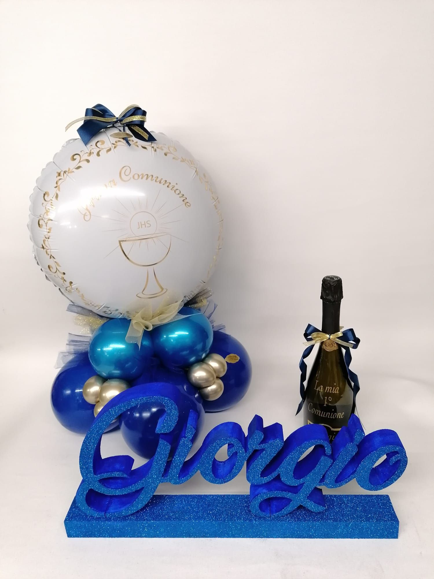 composizione in polistirolo blu