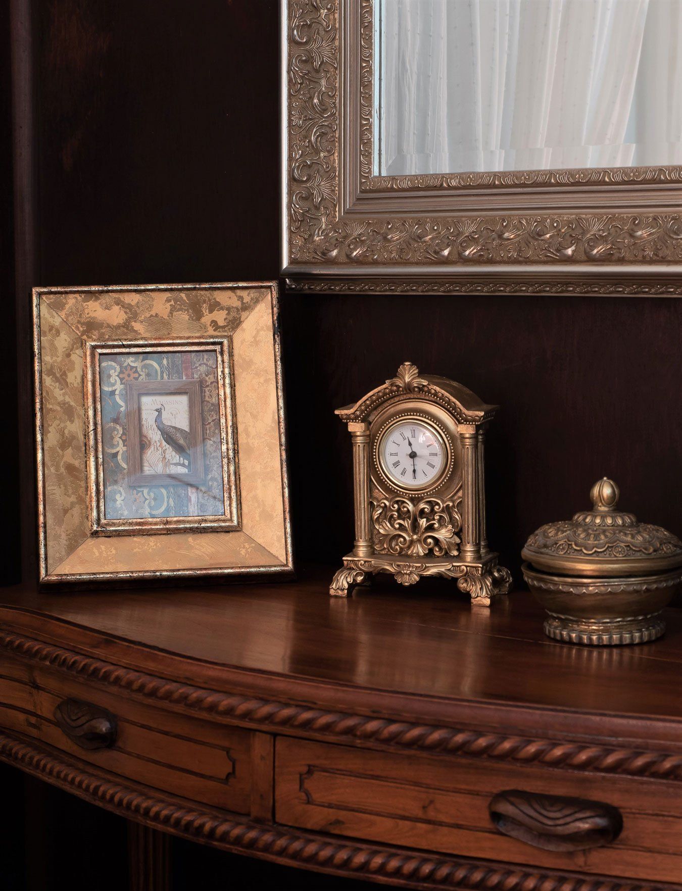 clock and picture frame