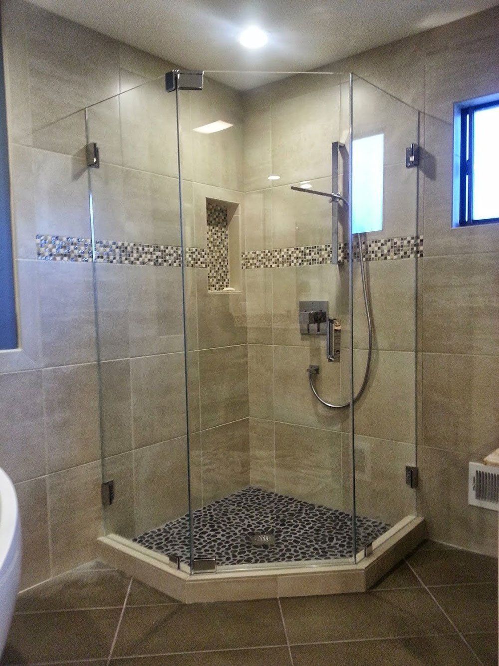 Skylight Glass — El Sobrante, CA — Wadsworth Glass Inc.