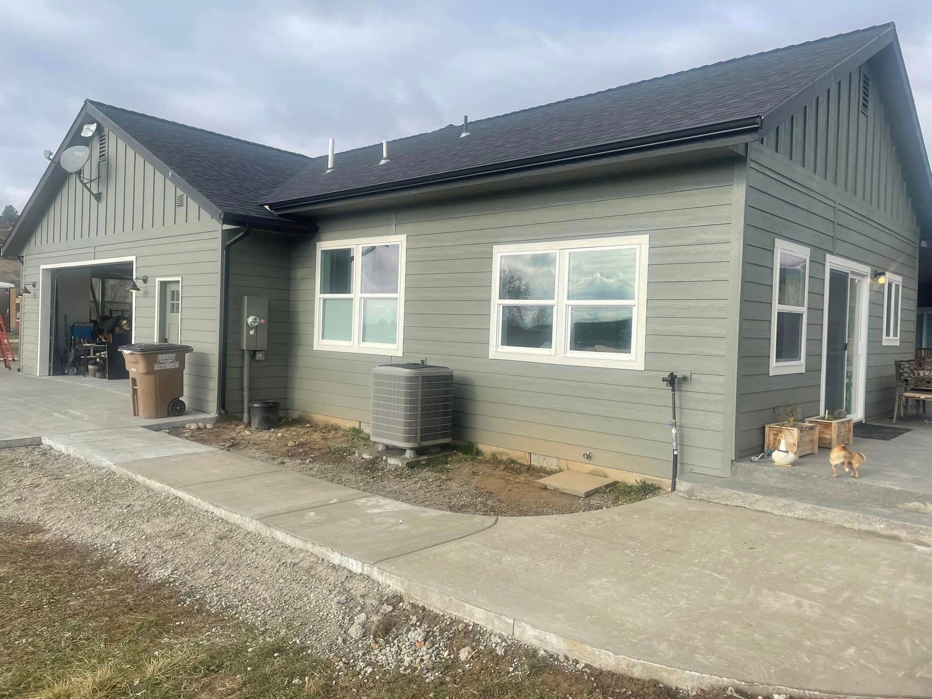 Elite Seamless Rain Gutter