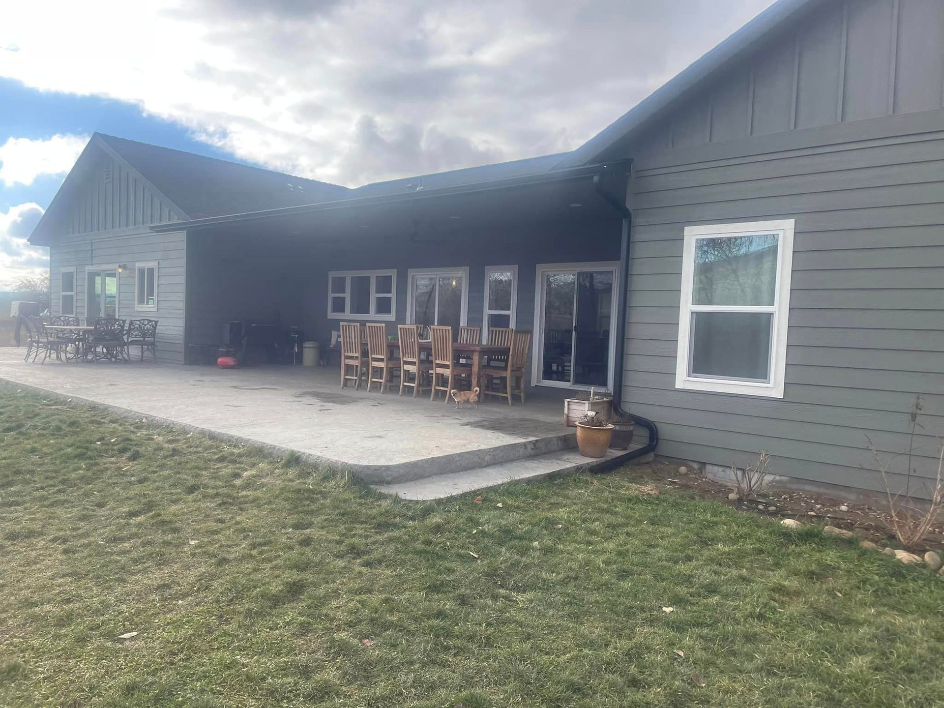 Elite Seamless Rain Gutter