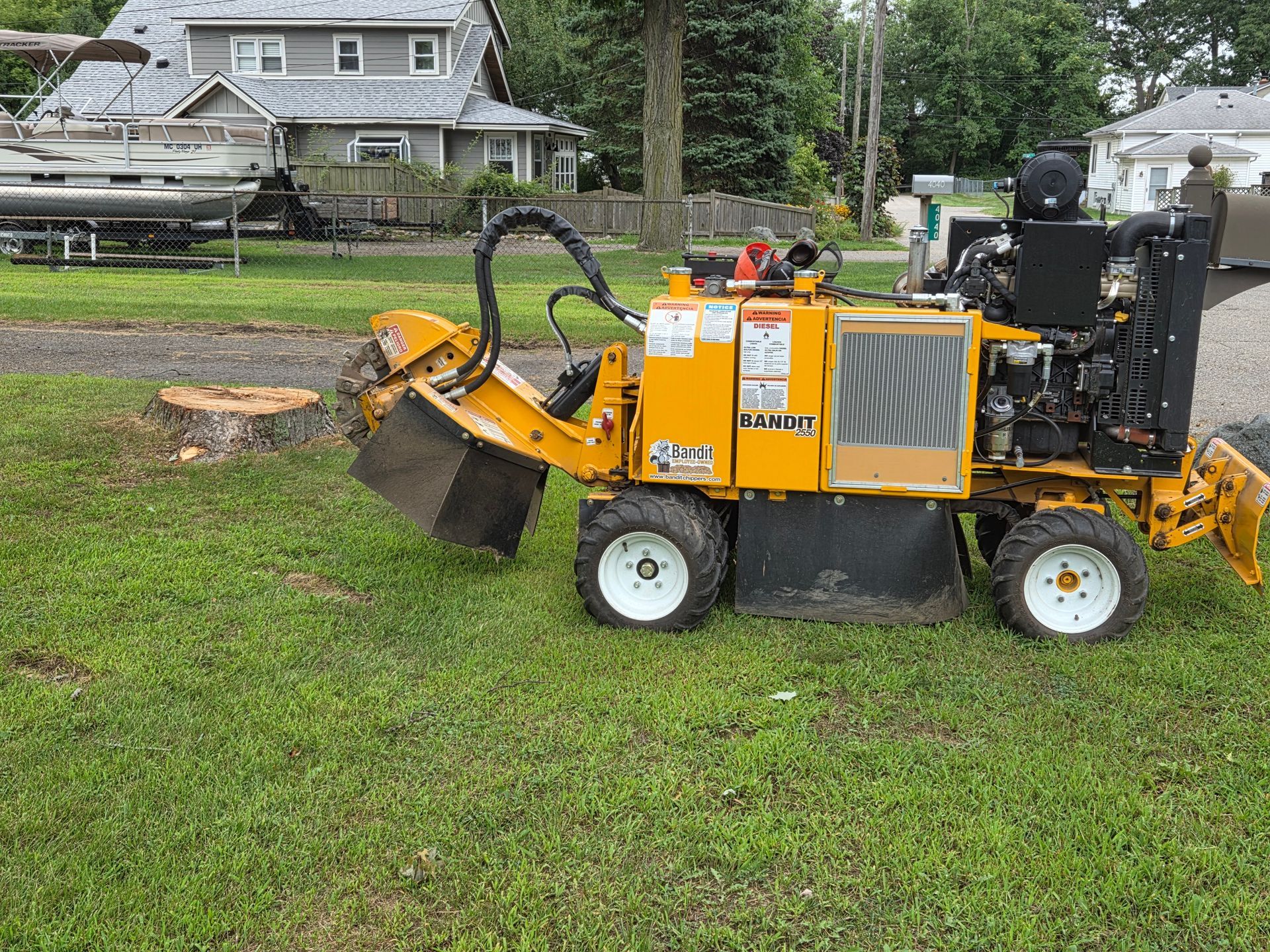 Grinding stump in Oakland County, MI