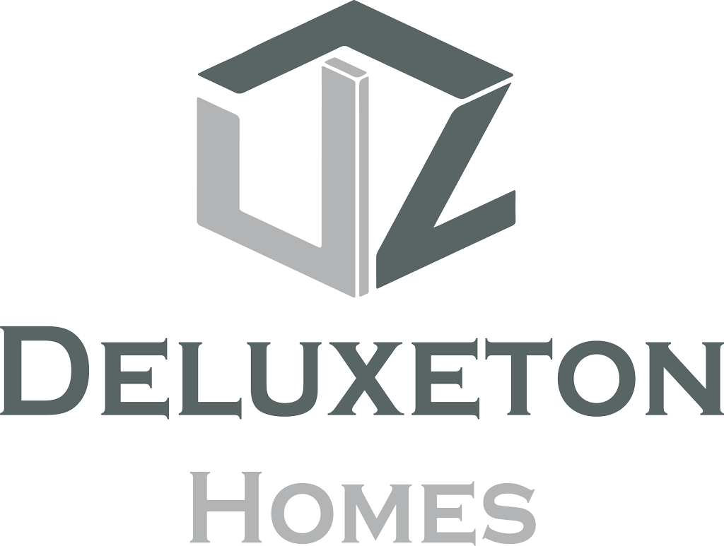 The logo for deluxeton homes is a gray and white logo with a hexagon in the middle.