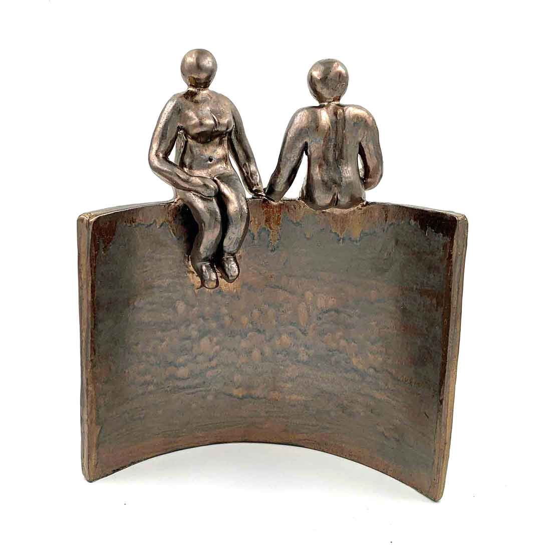 gezin beeld brons man en vrouw en kinderen kunst